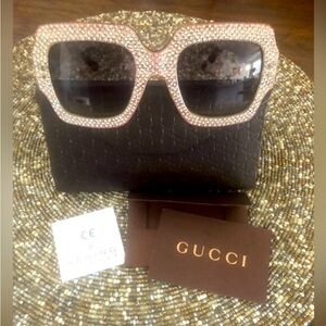 Gucci Pink and Black Women's Sunglasses